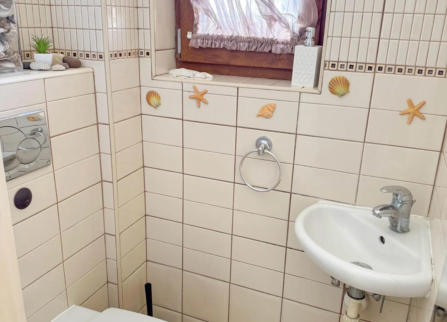 Vinoport Apartmanhaz Eger 0*,