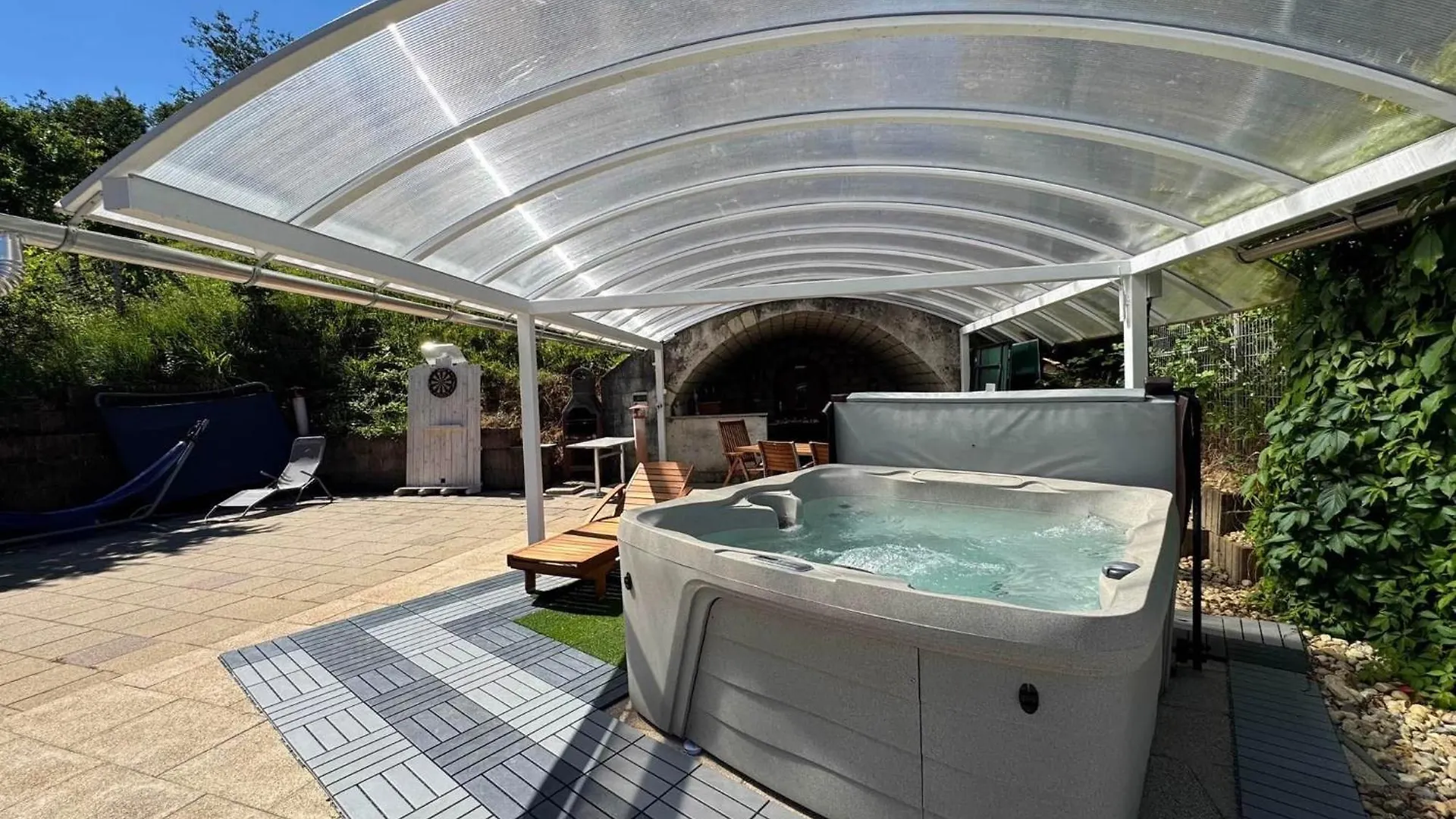 Aparthotel Vinoport Apartmanhaz Eger