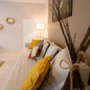 Apartament Kiralyleanyka, Eger