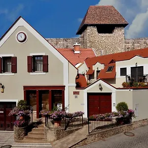 Bed & Breakfast Patria Panzio, Eger